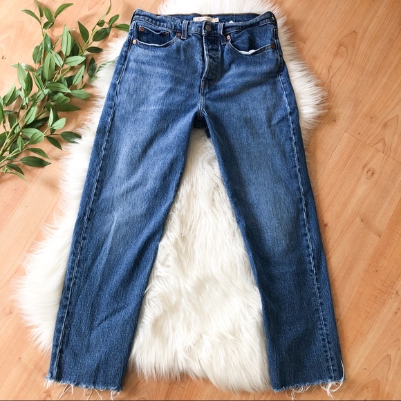 Levi’s Wedgie Straight Raw Hem Ankle Jeans Size 27 - Picture 2 of 8
